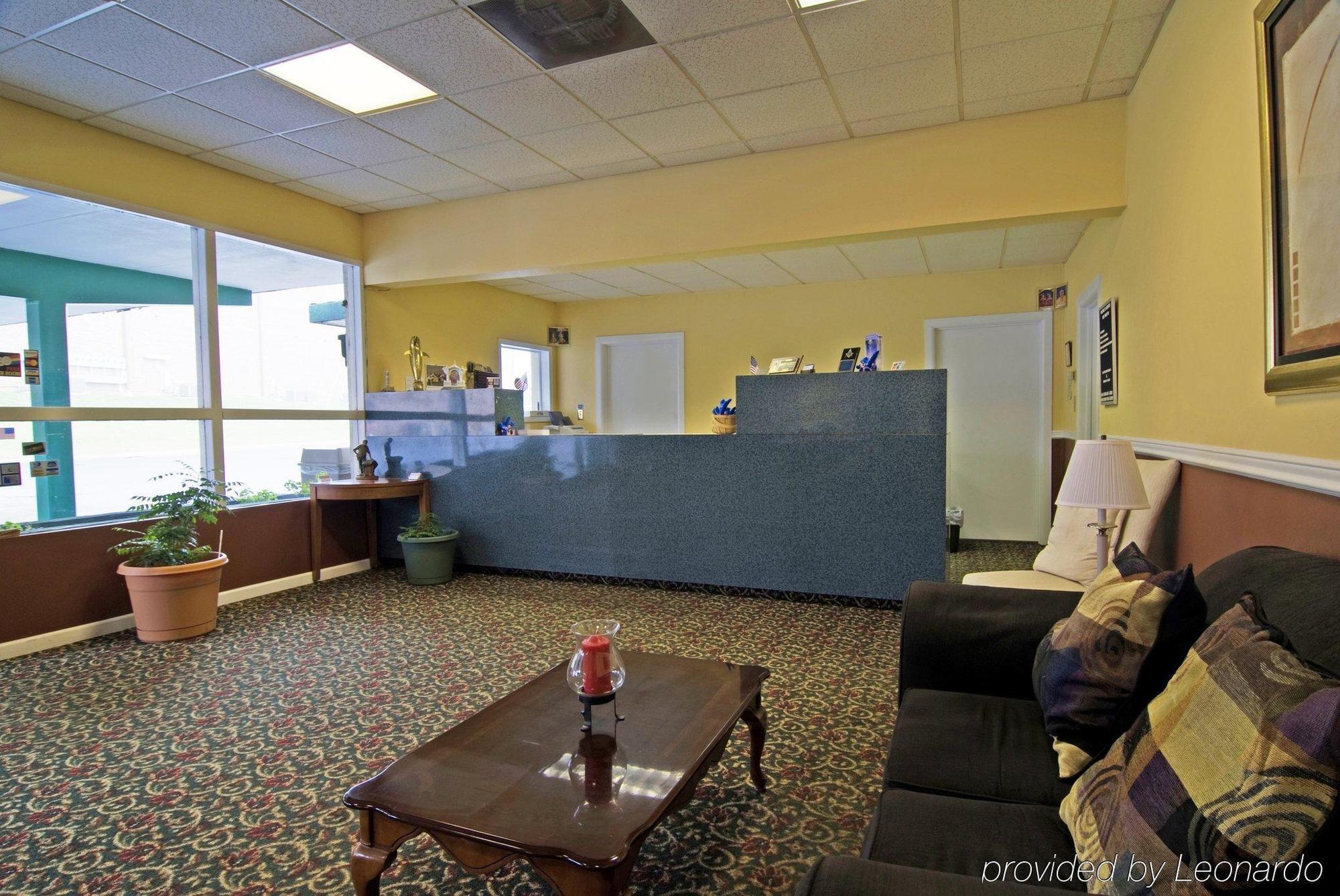 Days Inn By Wyndham Monroe Nc מראה פנימי תמונה