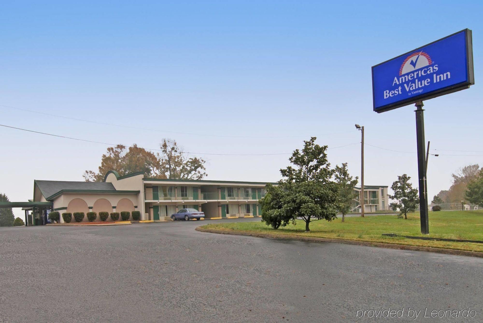 Days Inn By Wyndham Monroe Nc מראה חיצוני תמונה